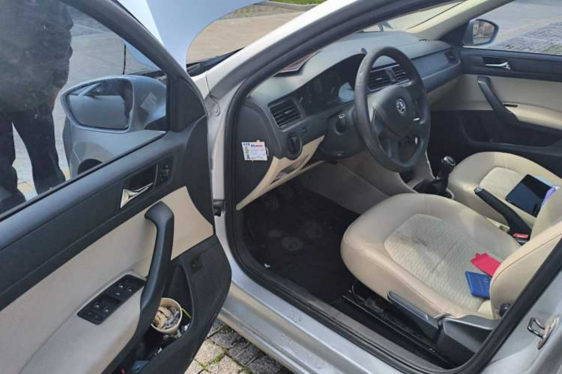 Used Skoda Rapid 2013 1.6L Manual Smart Selection Model Driver Seat