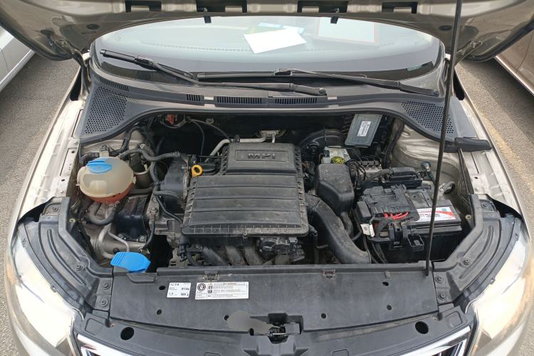 Used Skoda Rapid 2013 1.6L Automatic Smart Selection Model Engine Bay