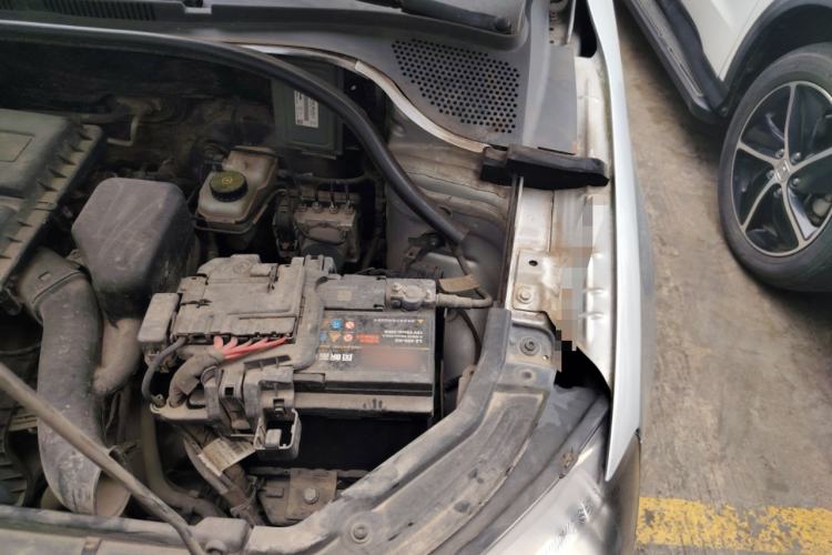Used Skoda Rapid 2013 1.6L Manual Smart Selection Model Engine Bay Left