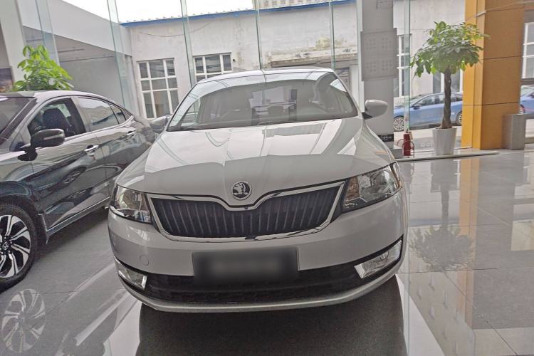 Used Skoda Rapid 2013 1.6L Automatic Smart Selection Model Exterior 1
