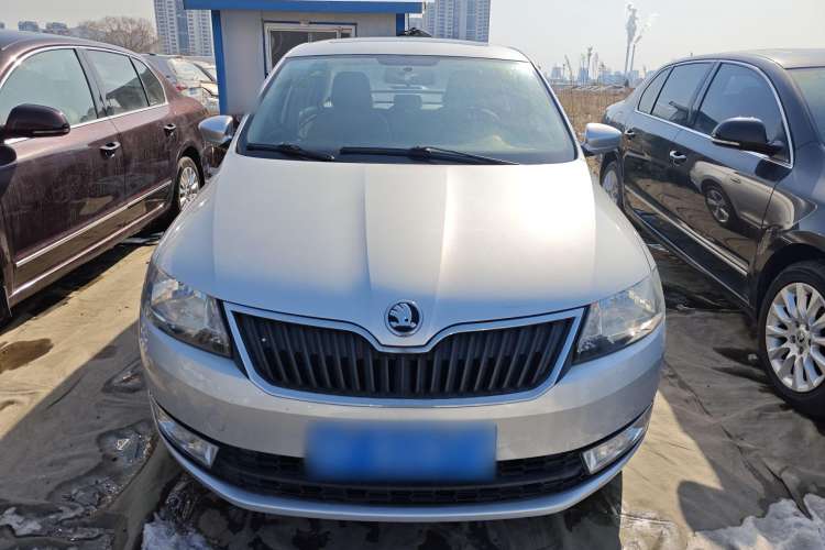 Used Skoda Rapid 2013 1.6L Automatic Smart Selection Model Exterior 1