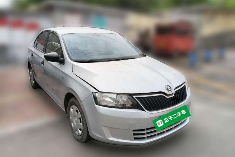 Used Skoda Rapid 2013 1.6L Manual Enjoyment Model Exterior 2