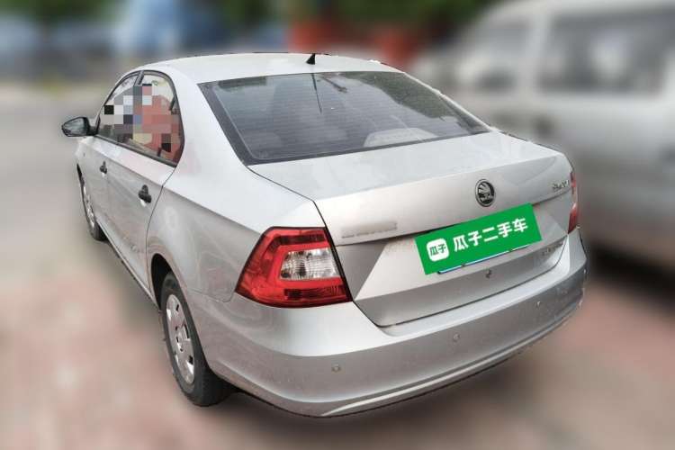 Used Skoda Rapid 2013 1.6L Manual Enjoyment Model Exterior 3
