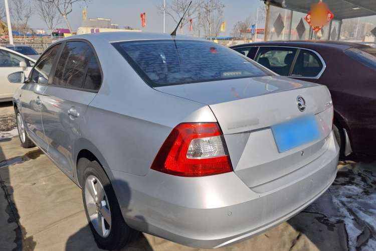 Used Skoda Rapid 2013 1.6L Automatic Smart Selection Model Exterior 3