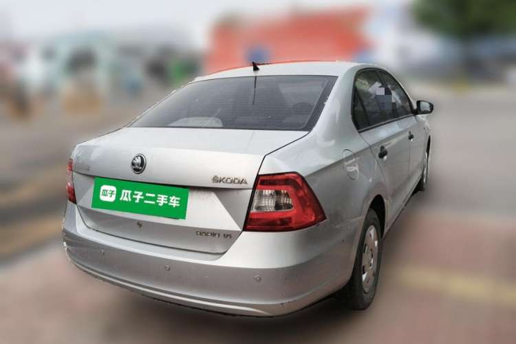 Used Skoda Rapid 2013 1.6L Manual Enjoyment Model Exterior 5