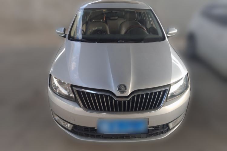 Used Skoda Rapid 2013 1.6L Manual Smart Selection Model Front