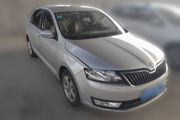 Used Skoda Rapid 2013 1.6L Manual Smart Selection Model Front Right 45 Deg