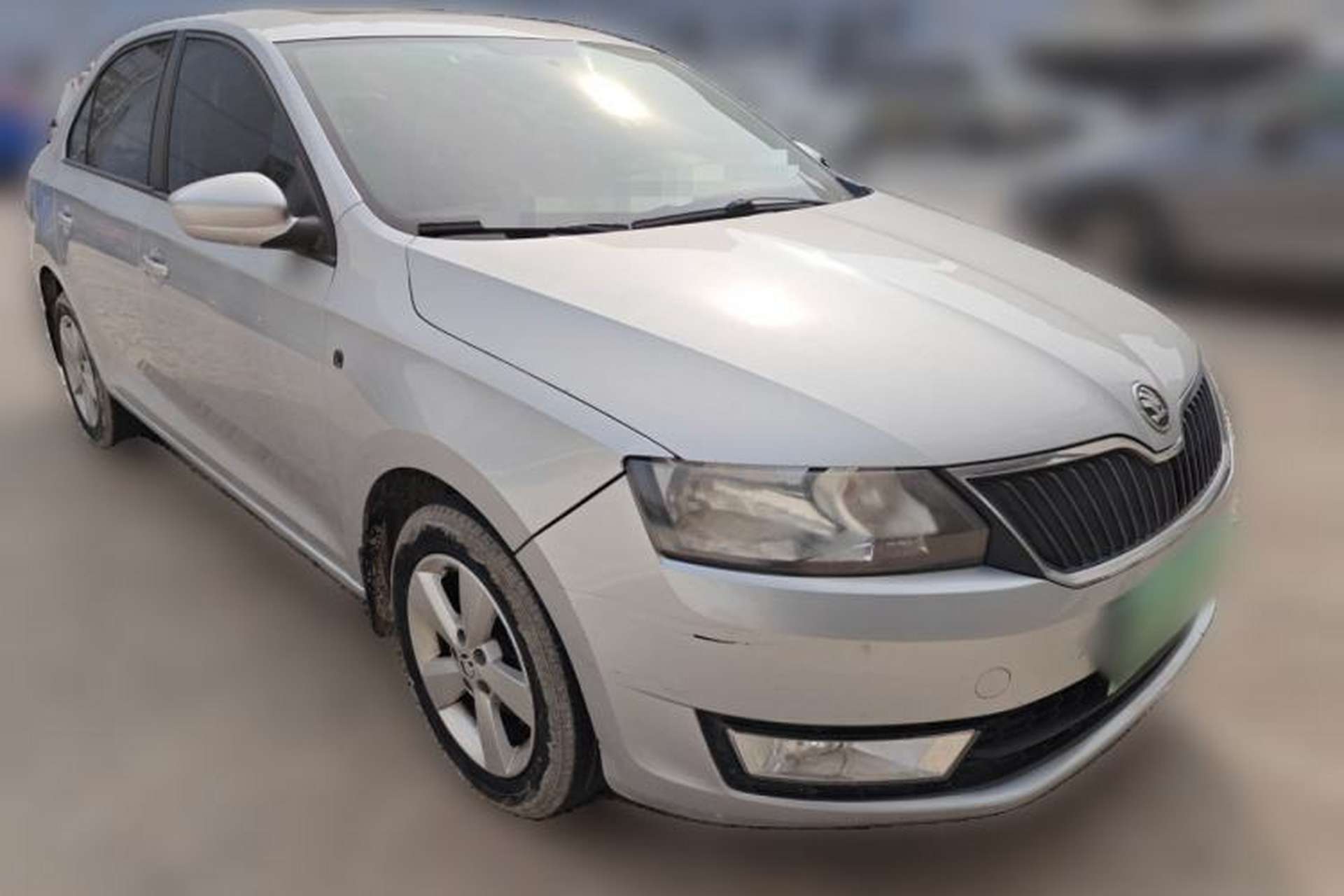 Used Skoda Rapid 2013 1.4L Manual Smart Selection Trim Front Right 45 Deg