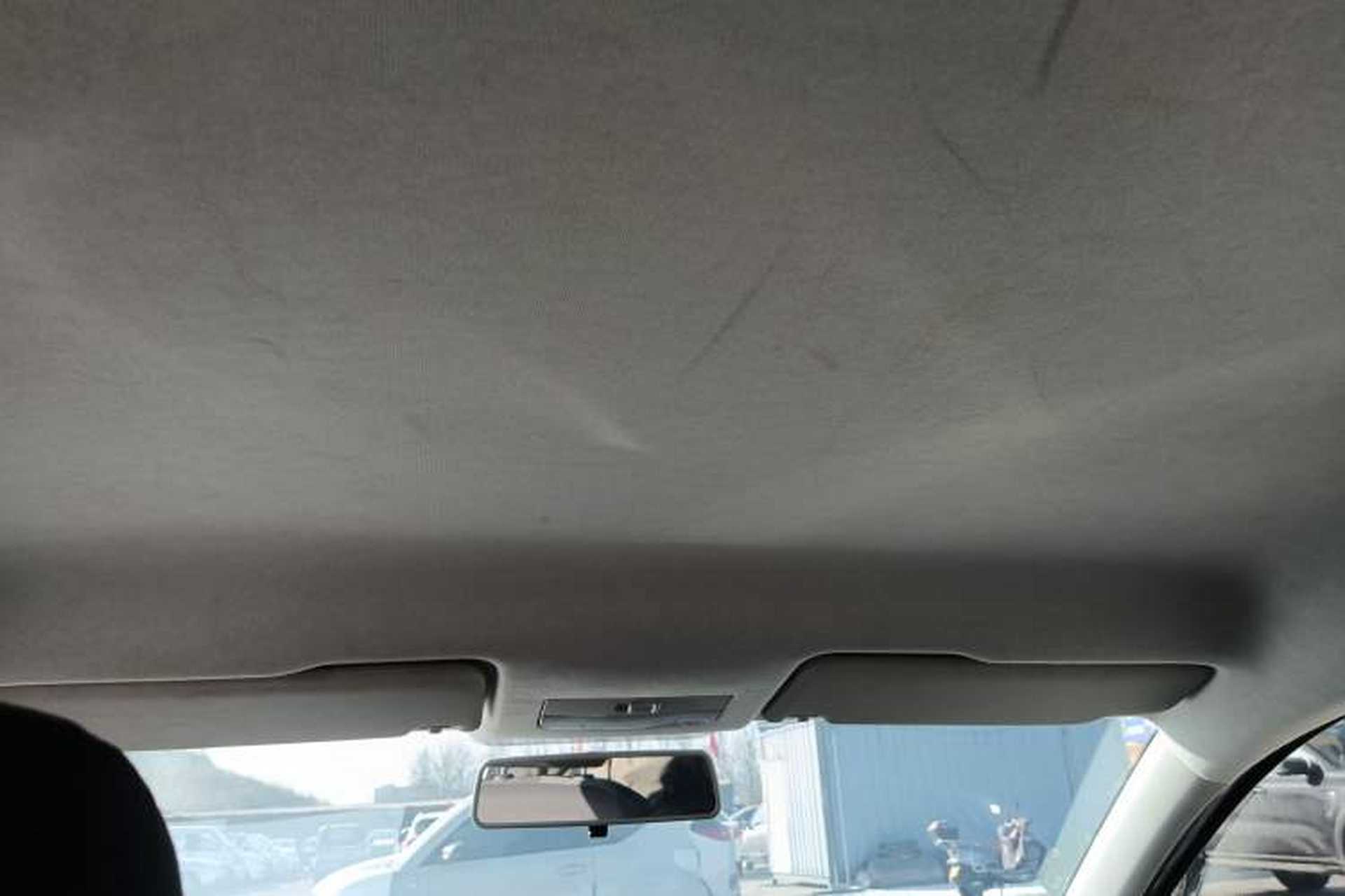Used Skoda Rapid 2013 1.6L Manual Enjoyment Model Headliner