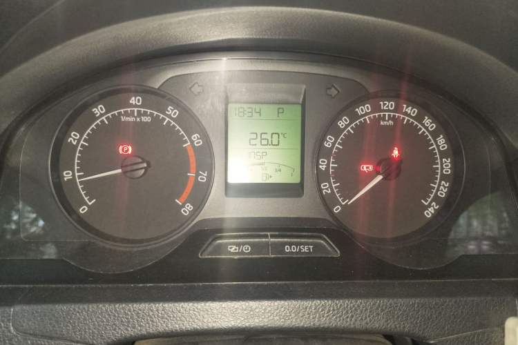 Used Skoda Rapid 2013 1.6L Automatic Smart Selection Model Instrument Cluster