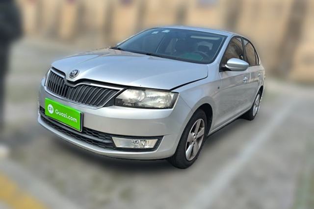 Used Skoda Rapid 2013 1.6L Manual Smart Selection Model