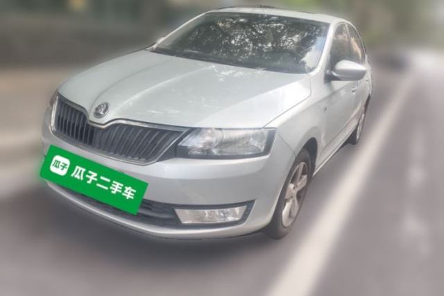Used Skoda Rapid 2013 1.6L Automatic Smart Selection Model