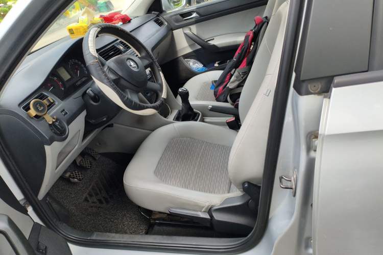 Used Skoda Rapid 2013 1.6L Manual Smart Selection Model Left Front Seat