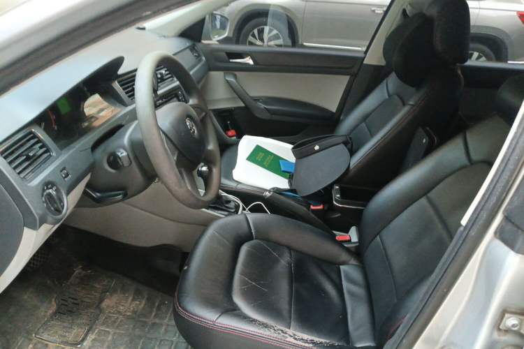 Used Skoda Rapid 2013 1.6L Automatic Smart Selection Model Left Front Seat