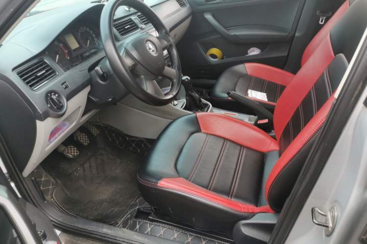 Used Skoda Rapid 2013 1.4L Manual Enjoyment Model Left Front Seat