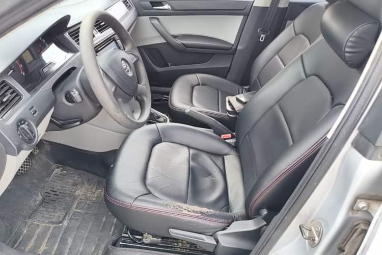 Used Skoda Rapid 2013 1.6L Automatic Smart Selection Model Left Front Seat