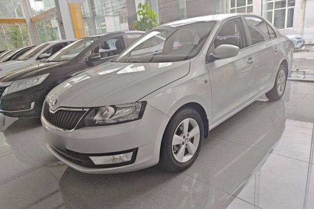 Used Skoda Rapid 2013 1.6L Automatic Smart Selection Model