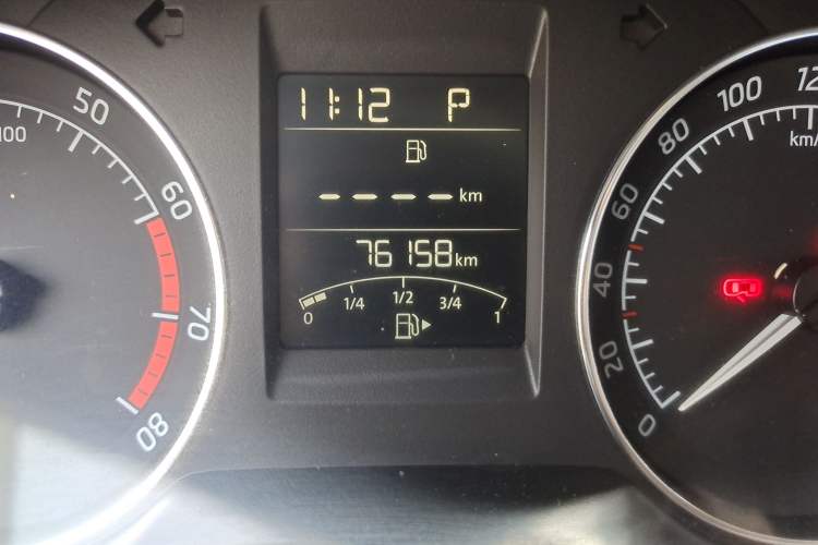 Used Skoda Rapid 2013 1.6L Automatic Preferred Model Odometer Close Up