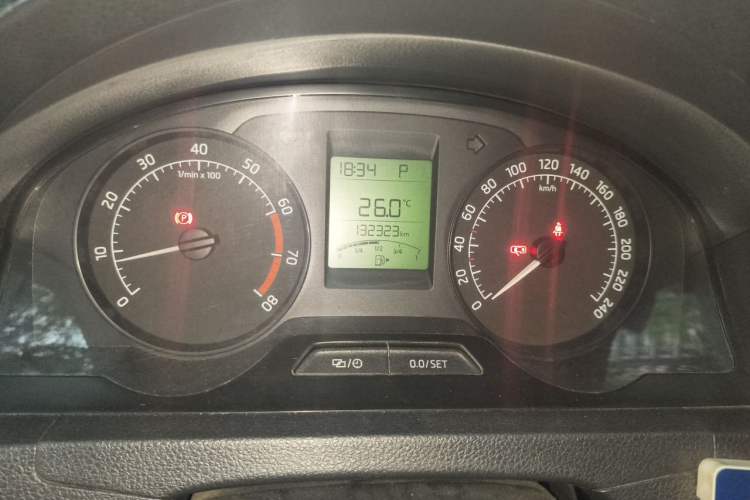 Used Skoda Rapid 2013 1.6L Automatic Smart Selection Model Odometer Close Up