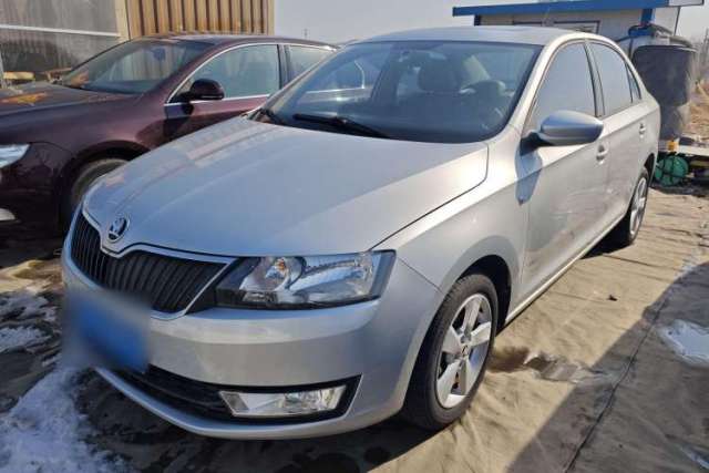 Used Skoda Rapid 2013 1.6L Automatic Smart Selection Model