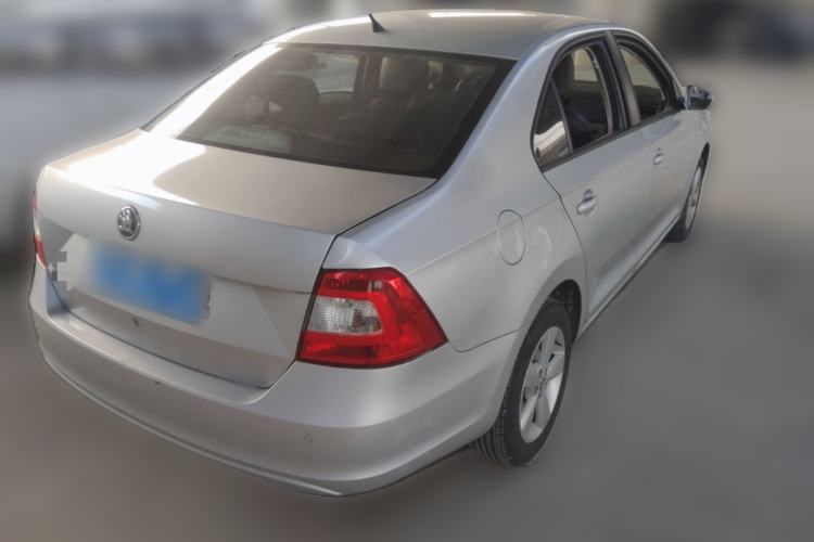 Used Skoda Rapid 2013 1.6L Manual Smart Selection Model Rear Right 45 Deg