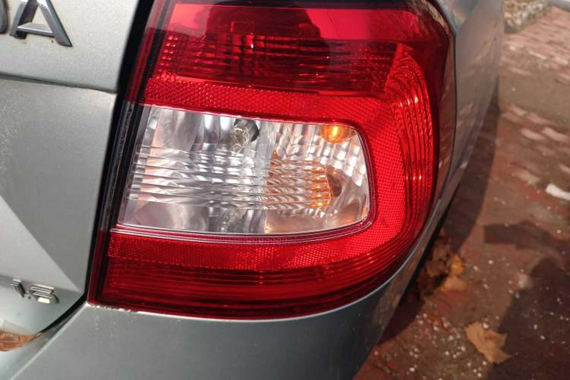 Used Skoda Rapid 2013 1.6L Automatic Preferred Model Right Rear Taillight