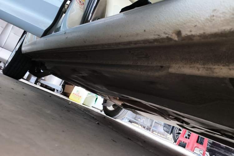 Used Skoda Rapid 2013 1.6L Automatic Smart Selection Model Right Side Sill