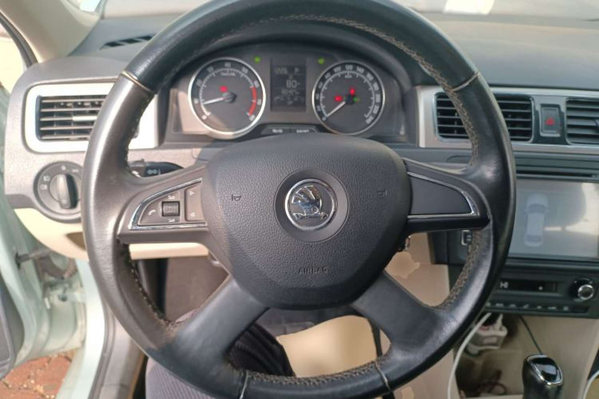 Used Skoda Rapid 2013 1.6L Automatic Preferred Model Steering Wheel