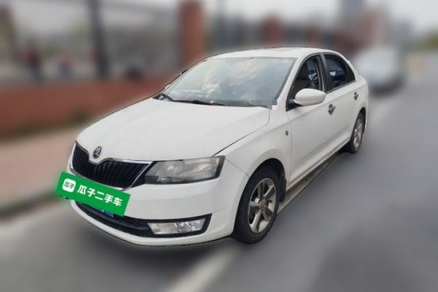 Used Skoda Rapid 2013 1.6L Automatic Smart Selection Model