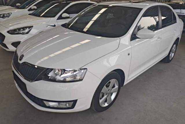 Used Skoda Rapid 2013 1.6L Automatic Smart Selection Model