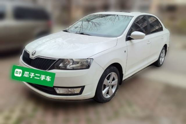 Used Skoda Rapid 2013 1.6L Manual Smart Selection Model