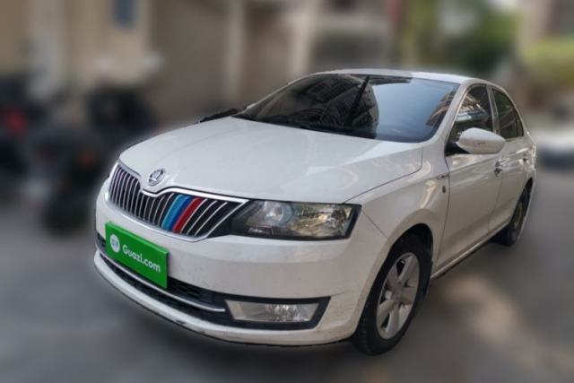 Used Skoda Rapid 2013 1.6L Manual Smart Selection Model