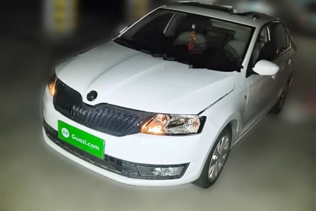 Used Skoda Rapid 2013 1.6L Automatic Smart Selection Model