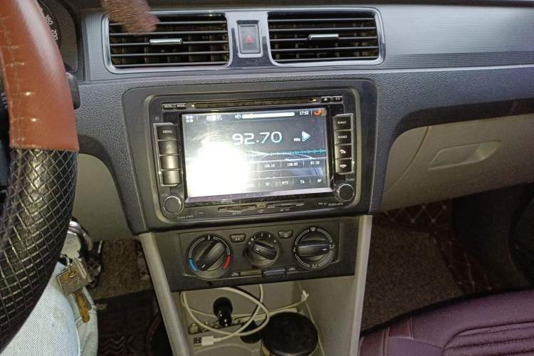 Used Skoda Rapid 2013 1.4L Manual Enjoyment Model Audio And AC Panel