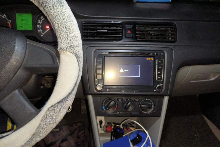 Used Skoda Rapid 2013 1.4L Manual Enjoyment Model Audio And AC Panel
