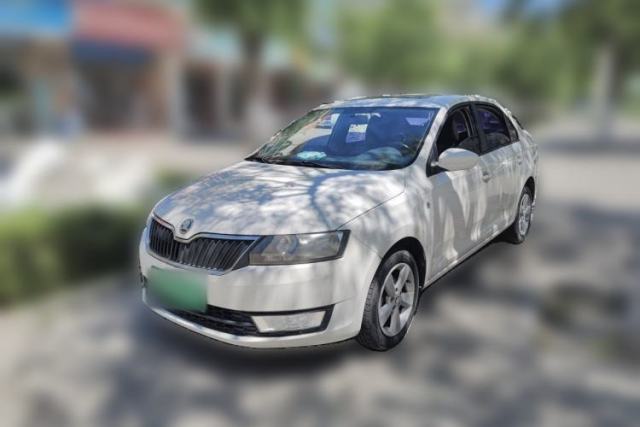 Used Skoda Rapid 2013 1.6L Manual Smart Selection Model