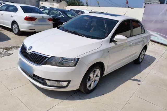 Used Skoda Rapid 2013 1.6L Automatic Smart Selection Model