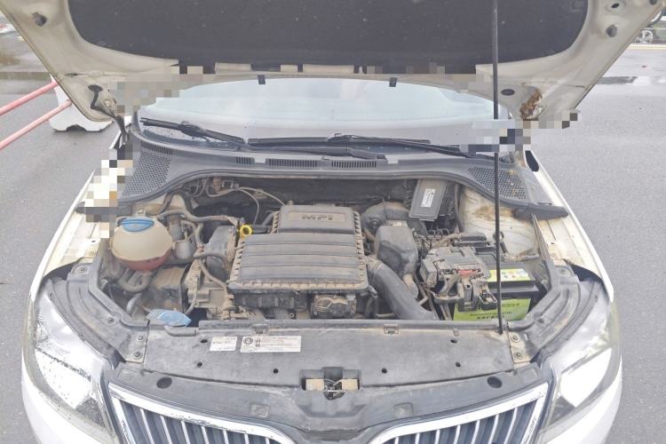 Used Skoda Rapid 2013 1.6L Automatic Smart Selection Model Engine Bay