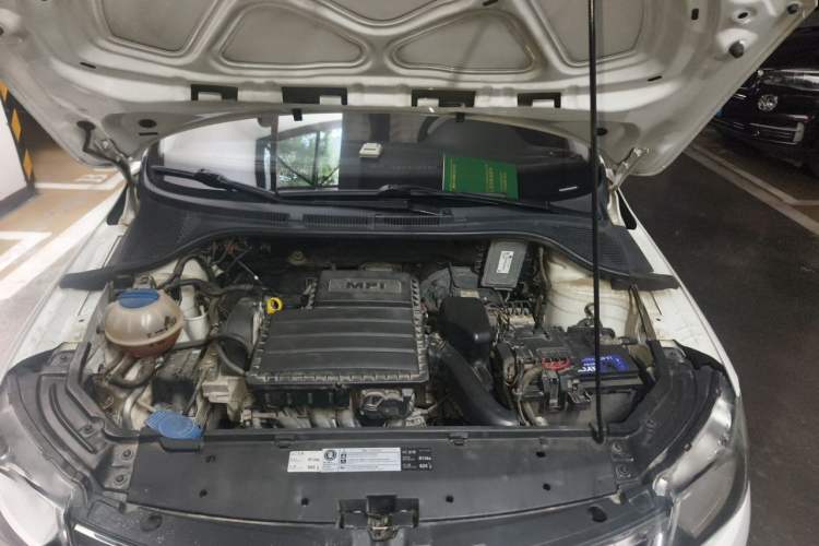 Used Skoda Rapid 2013 1.4L Manual Enjoyment Model Engine Bay