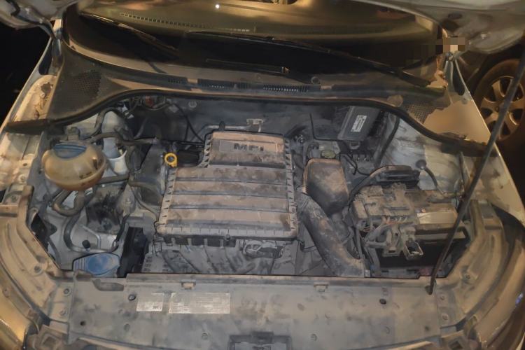 Used Skoda Rapid 2013 1.6L Automatic Enjoyment Model Engine Bay