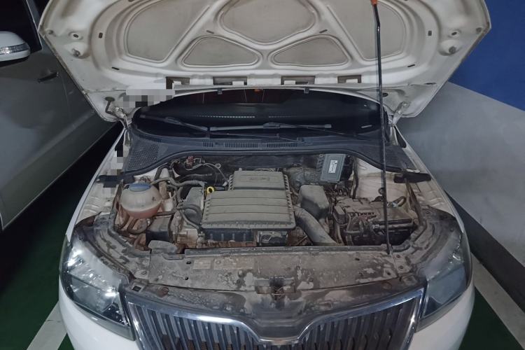 Used Skoda Rapid 2013 1.4L Manual Enjoyment Model Engine Bay
