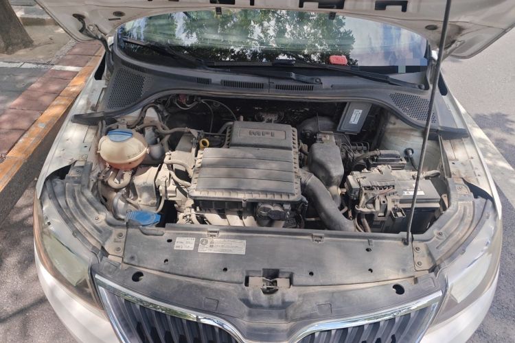 Used Skoda Rapid 2013 1.6L Automatic Smart Selection Model Engine Bay