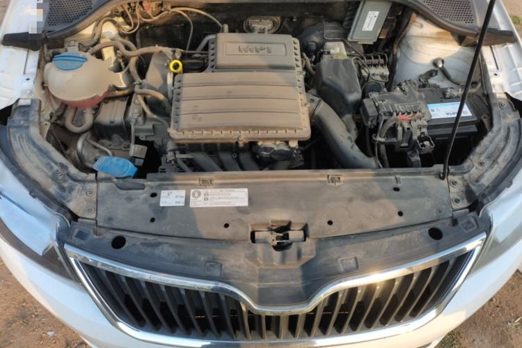 Used Skoda Rapid 2013 1.6L Manual Smart Selection Model Engine Bay