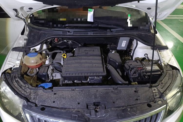Used Skoda Rapid 2013 1.6L Manual Enjoyment Model Engine Bay