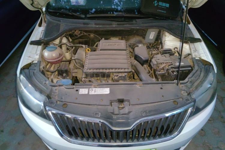 Used Skoda Rapid 2013 1.6L Automatic Smart Selection Model Engine Bay
