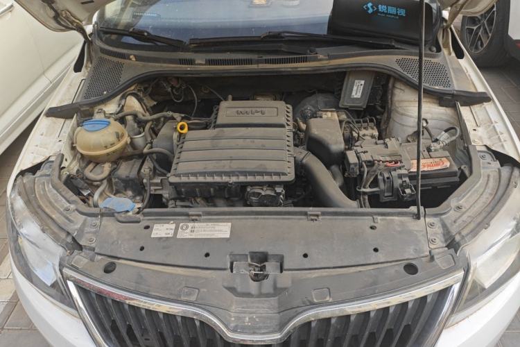 Used Skoda Rapid 2013 1.4L Manual Enjoyment Model Engine Bay