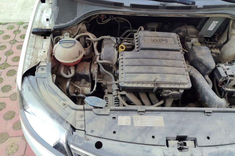 Used Skoda Rapid 2013 1.6L Manual Smart Selection Model Engine Bay Right