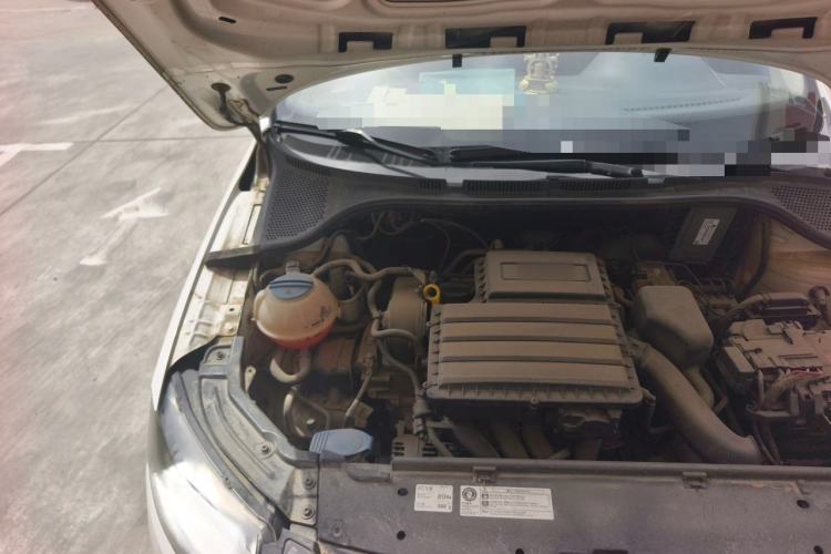 Used Skoda Rapid 2013 1.6L Automatic Smart Selection Model Engine Bay Right