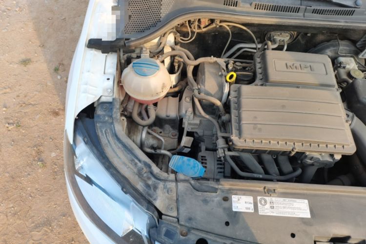 Used Skoda Rapid 2013 1.6L Manual Smart Selection Model Engine Bay Right
