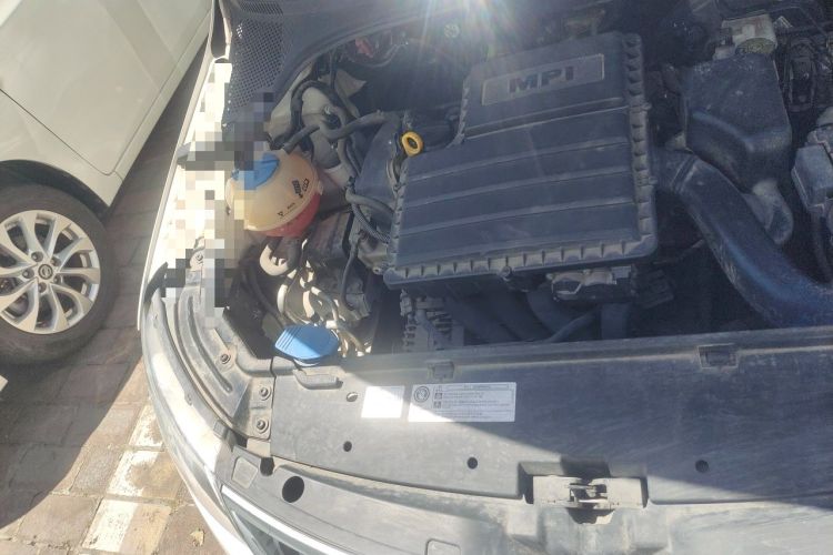Used Skoda Rapid 2013 1.6L Manual Smart Selection Model Engine Bay Right